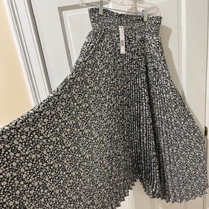 Elie Tahari pleated asymmetric maxi skirt with elastic waist